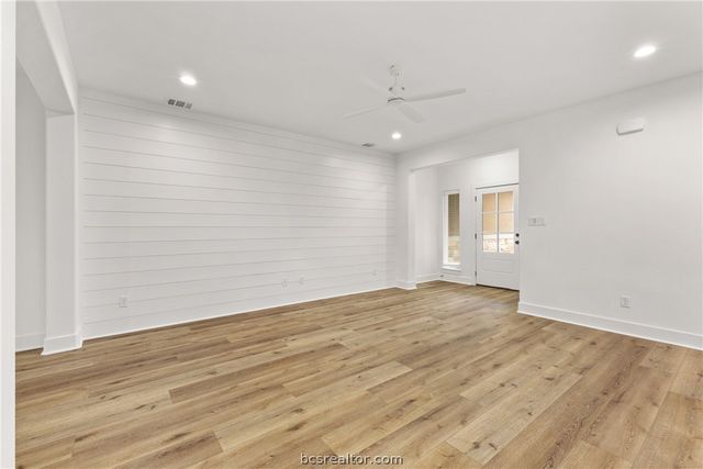 3822 Alamosa Street, College Station, TX 77845