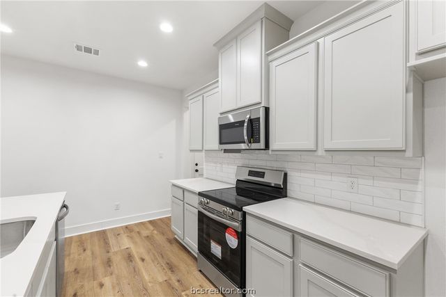 3822 Alamosa Street, College Station, TX 77845