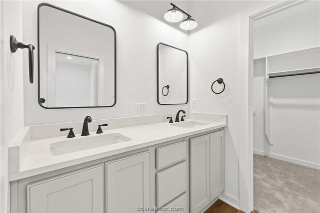 3822 Alamosa Street, College Station, TX 77845