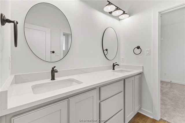 3822 Alamosa Street, College Station, TX 77845