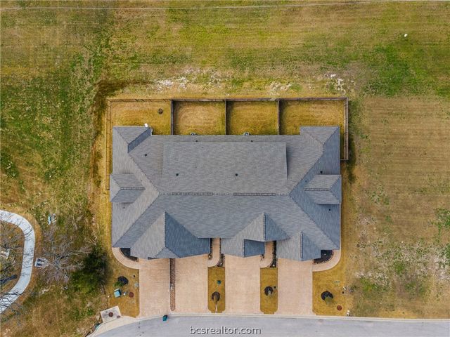 3822 Alamosa Street, College Station, TX 77845