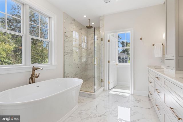 474 BARCLAY RD, Bryn Mawr, PA 19010