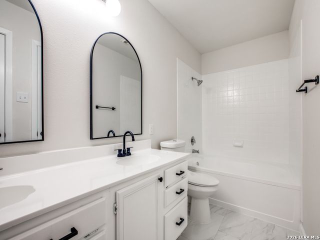 11130 Moonlit, San Antonio, TX 78249