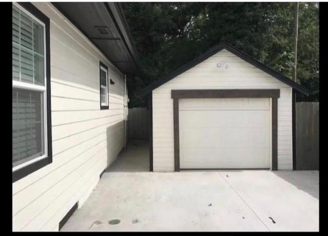 1549 SW 24th Street, Oklahoma City, OK 73108