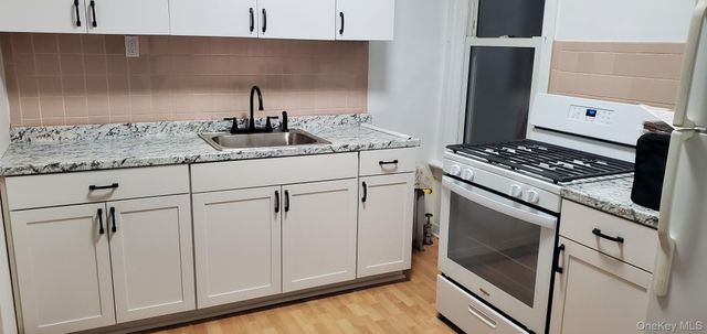 8633 76th Street, Woodhaven, NY 11421