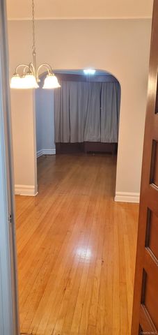 8633 76th Street, Woodhaven, NY 11421