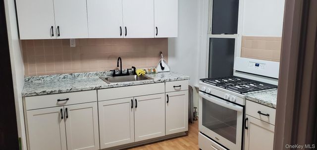 8633 76th Street, Woodhaven, NY 11421