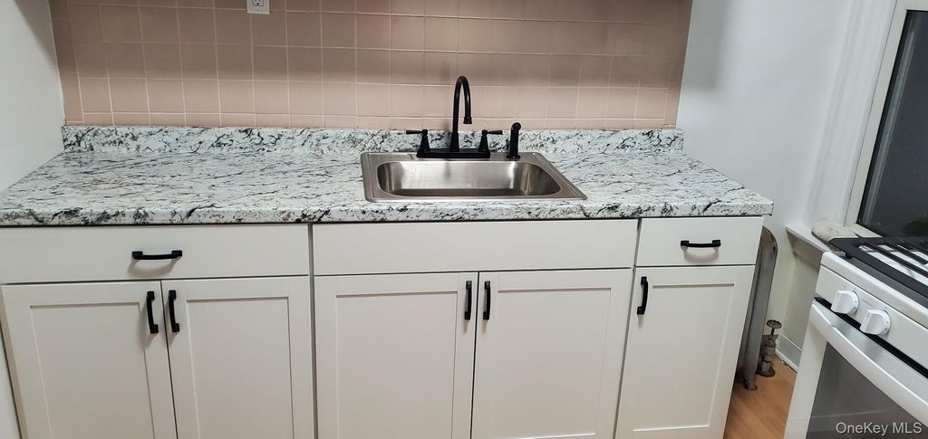 8633 76th Street, Woodhaven, NY 11421