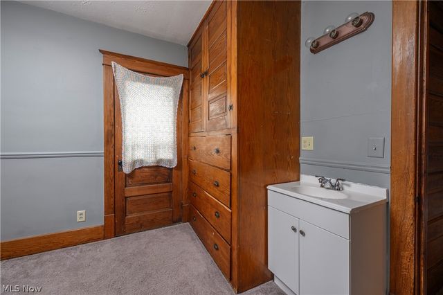 150 24th Street SE, Massillon, OH 44646