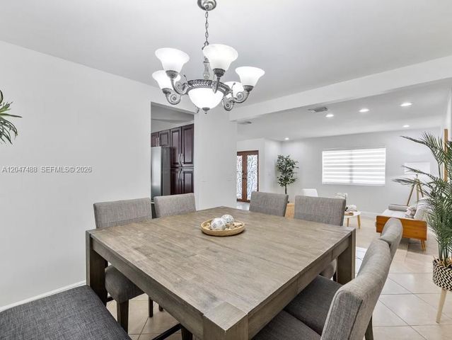 9840 SW 3rd St, Miami, FL 33174