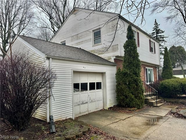 4715 Euclid Boulevard, Youngstown, OH 44512