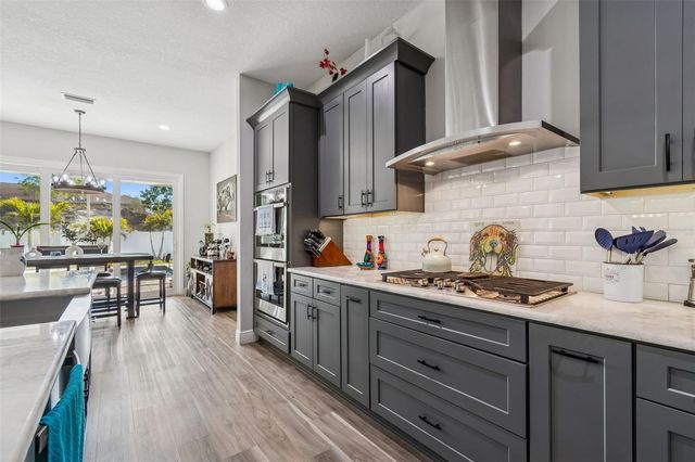 1516 GRANDVIEW DRIVE, Tarpon Springs, FL 34689