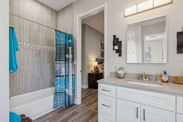 1516 GRANDVIEW DRIVE, Tarpon Springs, FL 34689