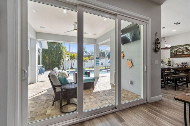 1516 GRANDVIEW DRIVE, Tarpon Springs, FL 34689