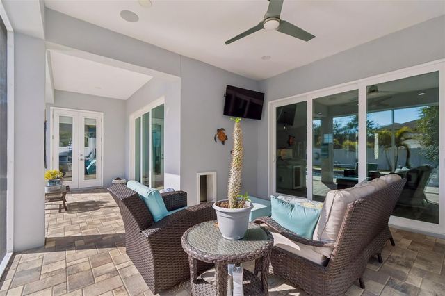 1516 GRANDVIEW DRIVE, Tarpon Springs, FL 34689