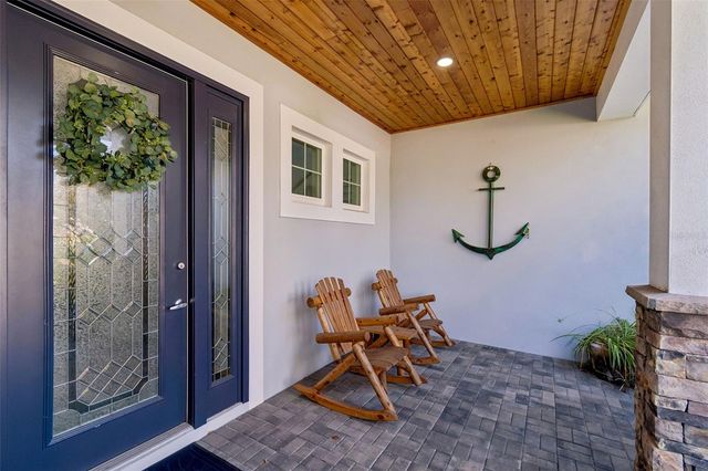 1516 GRANDVIEW DRIVE, Tarpon Springs, FL 34689