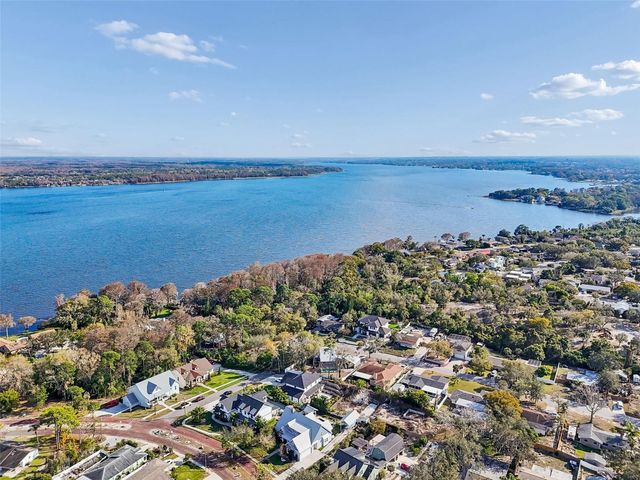 1516 GRANDVIEW DRIVE, Tarpon Springs, FL 34689