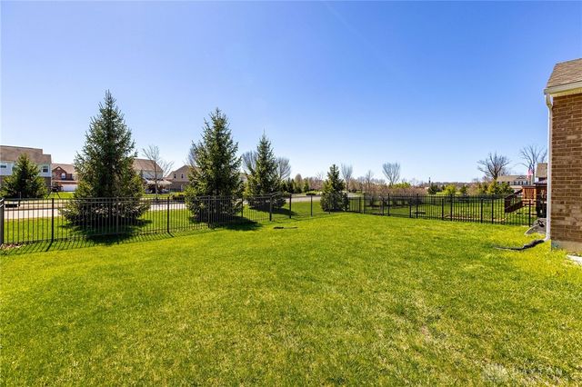 1657 Summit Creek Drive, Centerville, OH 45458