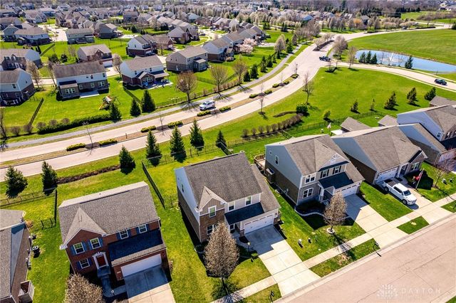 1657 Summit Creek Drive, Centerville, OH 45458