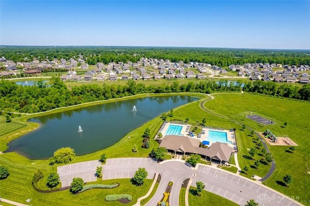 1657 Summit Creek Drive, Centerville, OH 45458