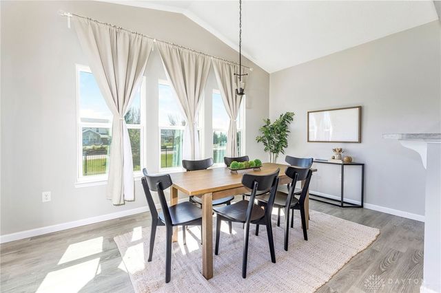 1657 Summit Creek Drive, Centerville, OH 45458