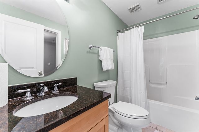 414 Mount Hope St 109, North Attleboro, MA 02760