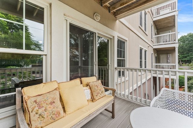 414 Mount Hope St 109, North Attleboro, MA 02760