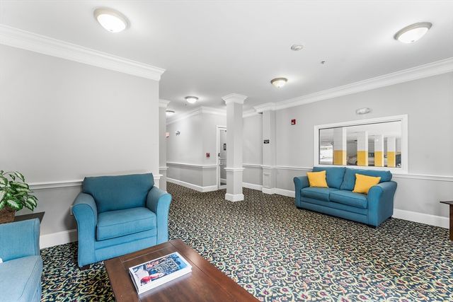 414 Mount Hope St 109, North Attleboro, MA 02760