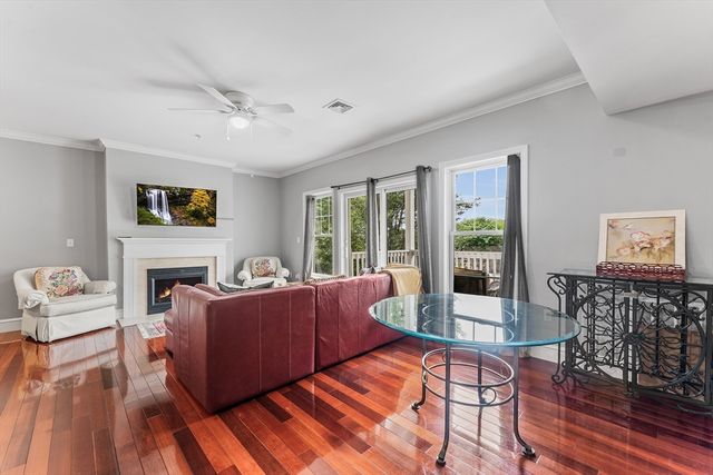 414 Mount Hope St 109, North Attleboro, MA 02760