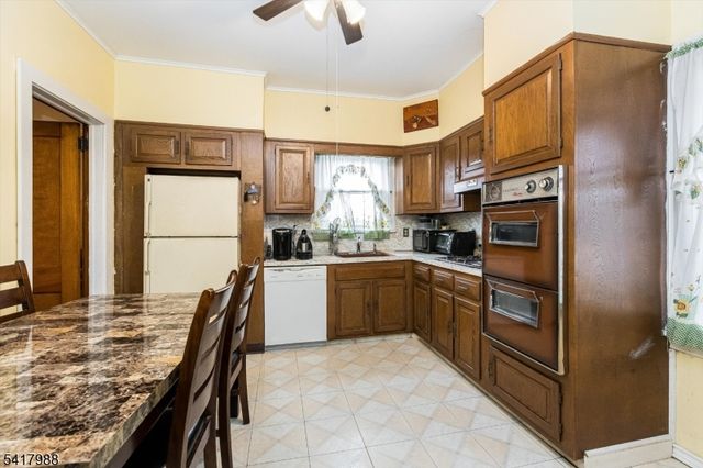 150 Boyle Ave, Totowa Boro, NJ 07512