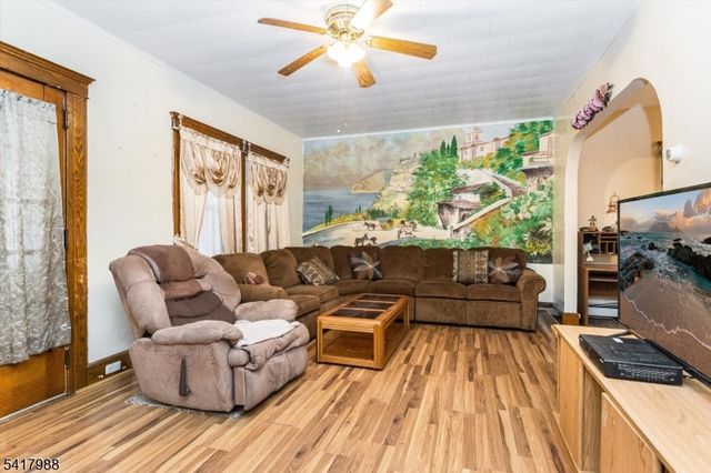 150 Boyle Ave, Totowa Boro, NJ 07512