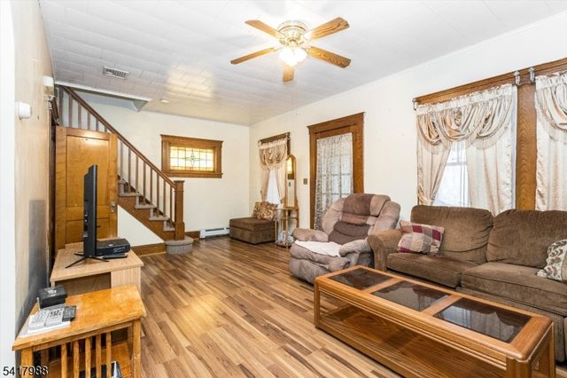 150 Boyle Ave, Totowa Boro, NJ 07512