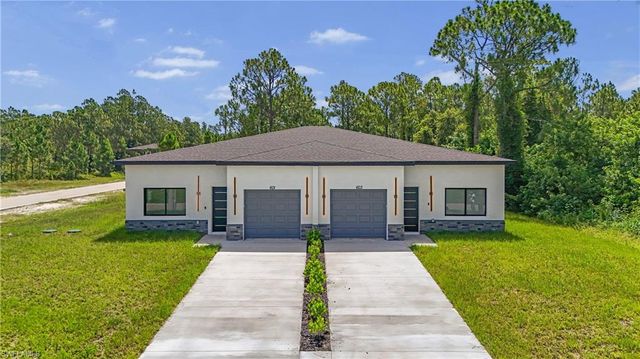 601 Hawthorne AVE S, Lehigh Acres, FL 33974