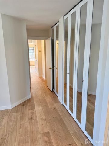 1511 Pebble Place, Parlin, NJ 08859