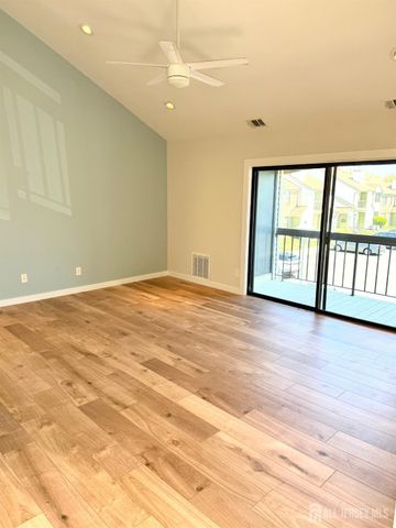 1511 Pebble Place, Parlin, NJ 08859
