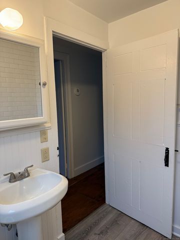 259 Old Whitfield Street 1, Guilford, CT 06437