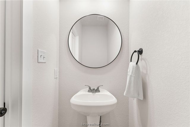 3545 Brayden Drive, College Station, TX 77845