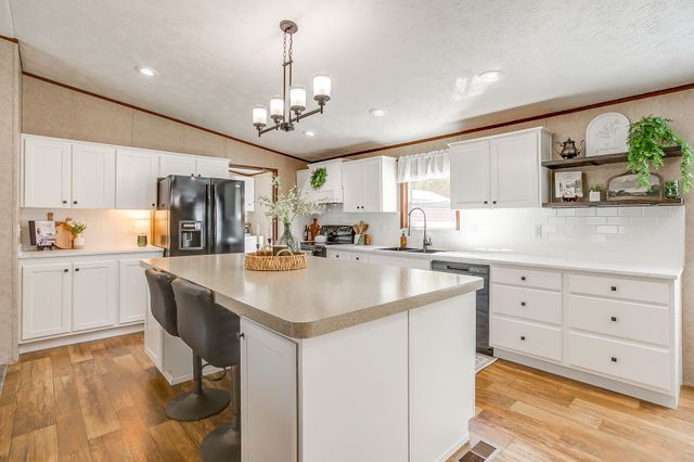 6500 County Road 308, Grandview, TX 76050