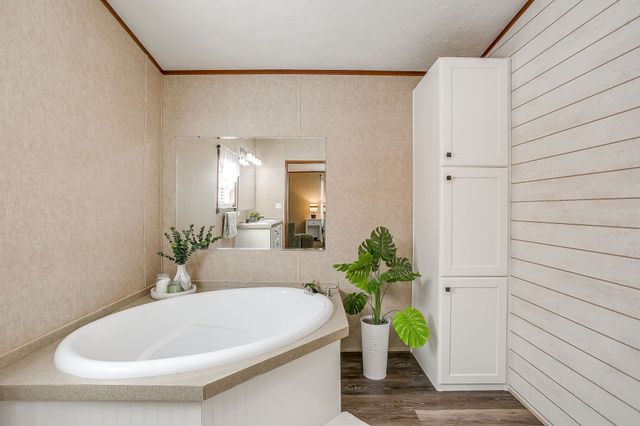 6500 County Road 308, Grandview, TX 76050