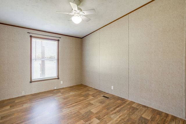 6500 County Road 308, Grandview, TX 76050