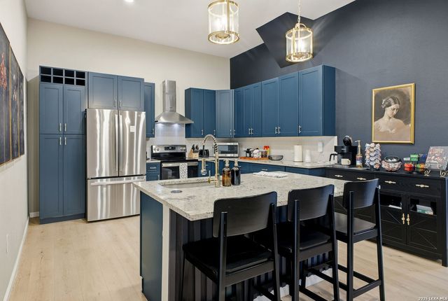 1503 E Crockett St,, San Antonio, TX 78202