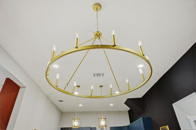 1503 E Crockett St,, San Antonio, TX 78202