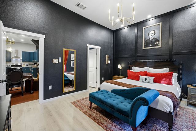 1503 E Crockett St,, San Antonio, TX 78202