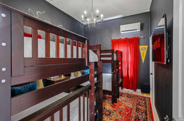 1503 E Crockett St,, San Antonio, TX 78202