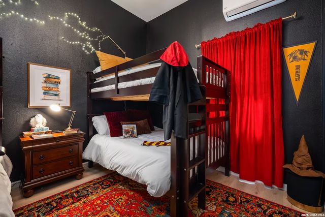 1503 E Crockett St,, San Antonio, TX 78202