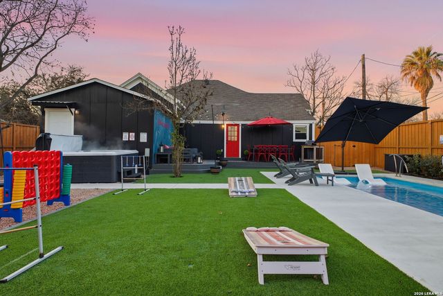 1503 E Crockett St,, San Antonio, TX 78202