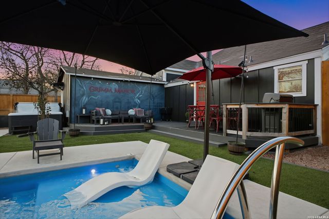 1503 E Crockett St,, San Antonio, TX 78202