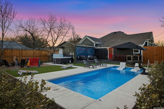 1503 E Crockett St,, San Antonio, TX 78202