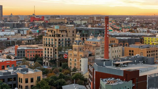 1503 E Crockett St,, San Antonio, TX 78202