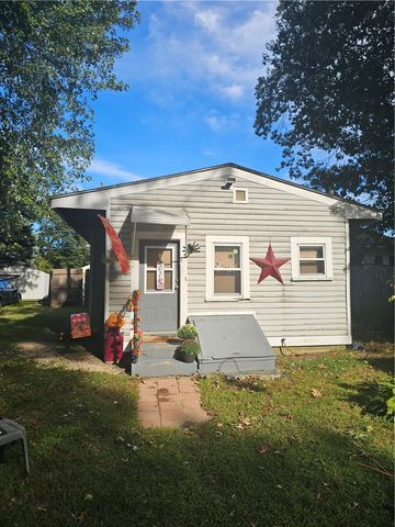 297 Harrington Avenue, Warwick, RI 02888